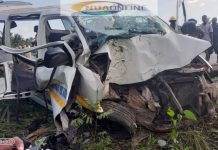 8 severely injured after fully loaded van rammed into tree on Winneba – Mankessim highway