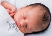 Stranger steals 2-week old baby in an attempt to assist mother at Abura Dunkwa Gov’t Hospital