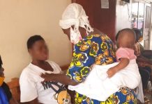 Kumasi: Woman goes ‘mad’ after DNA test proved neither of her 2 boyfriends is father of her baby