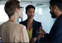 10 easy ways to detect a liar in seconds