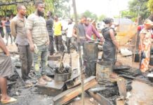 Kumasi: Victims count their losses in a fire outbreak that burnt five cars, six mechanic shops at Asokwa