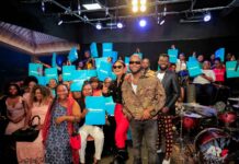 McBrown, King Promise kind courtesy Hisense surprise Onua Showtime studio audience with mobile phones, power banks