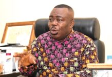 Akufo-Addo’s order to Yagbonwura to stand & greet him a ‘deliberate & misleading piece of propaganda by mischief makers’ – Chieftaincy Minister