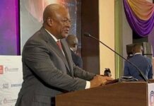 Gov’t sitting unconcerned despite leaving economy in its worst state ever – Mahama at CEO Summit