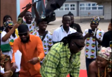 Video: Stonebwoy dances Borborbor to celebrate his second AOTY award