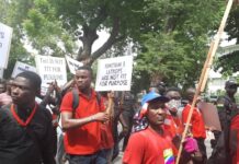 Away! Away!: Teachers boo at Deputy Education Minister over failed ‘One-teacher, One-laptop’ promise