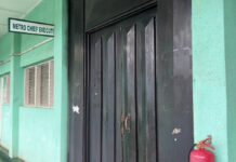 CLOGSAG Strike: Sekondi-Takoradi MCE meets a locked office upon arrival at work