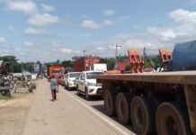 Motorists and passengers stranded for hours in gridlock on Nkawkaw stretch of Accra-Kumasi road