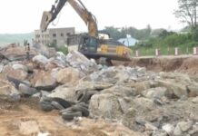 Flying rocks destroy properties at Dabenyin after another blast on Kasoa – Winneba Highway