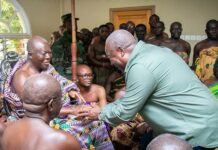 Otumfuo presents Bawku peace mediation report to Mahama today, Dec. 16