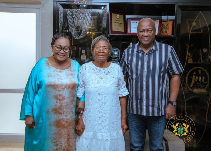Naadu Mills visits Mahama (2)