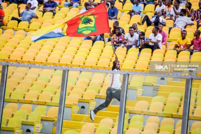 Nana Pooley Asante Kotoko