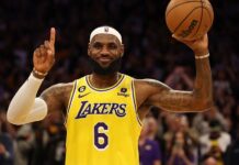 LeBron James first player to surpass 50,000 points