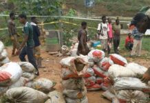 Tarkwa: One stabbed, nursing mother knocked down amidst clash between alleged security operatives & mine workers
