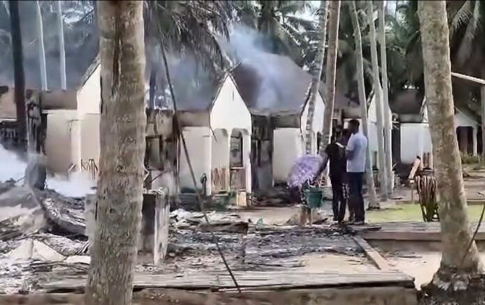 Maha Beach Resort fire