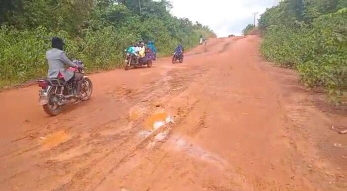 Sefwi Aboronehia road