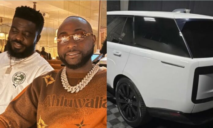 Davido gift to Lati
