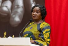 Volta Lake tragedy: Veep Opoku-Agyemang condoles with bereaved families