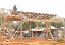 Demolished Kwadaso Onion Market: Traders defy orders, start reconstruction