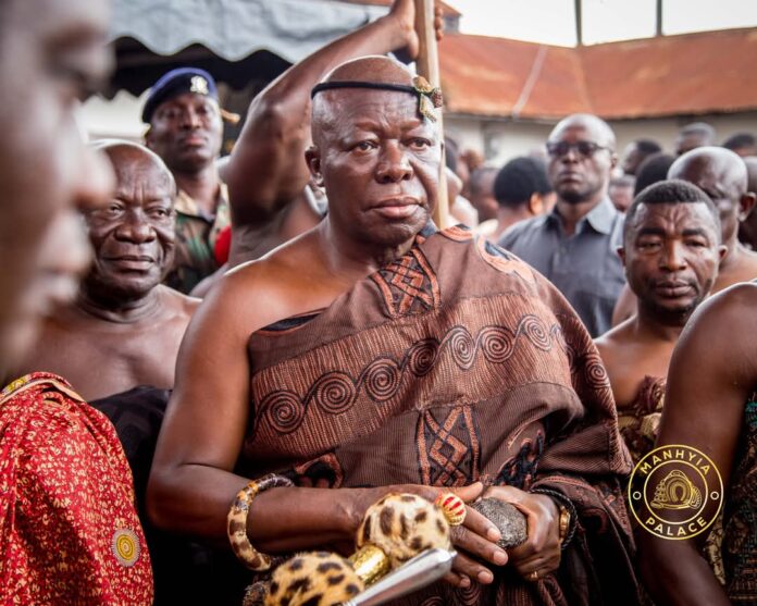 Otumfuo Akwasidae Kuntunkuni (2)