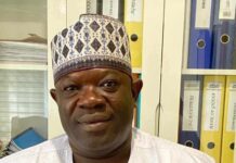 Mourners gather in Damongo for final funeral rites of the late Alhaji Muniru Limuna