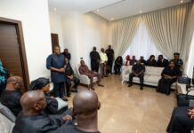 Helicopter crash: Veep Opoku-Agyemang leads govt delegation to check on families of deceased