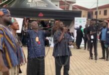 Asantehemaa’s funeral: Otumfuo Sumankwahene’s delegates ward off rain by performing rituals