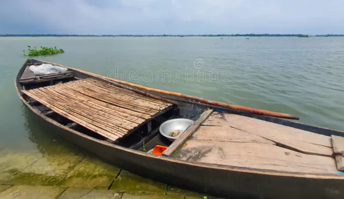 Boat - Canoe