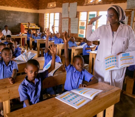 Foreign languages not compulsory in basic schools – Education Ministry clarifies