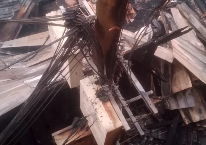 Dansoman market fire1