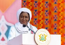 Ramadan: Veep Opoku-Agyemang donates food items to support Muslims in Cape Coast