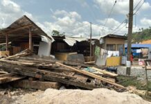 Tarkwa wood traders cry foul over alleged illegal demolition by Assembly engineers