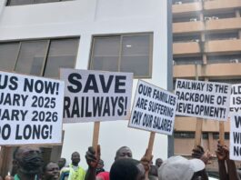 Railway workers picket Transport Ministry again after one week of non-payment of salary arrears