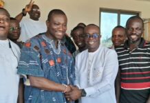 Aowin MP visits traditional council after reconciliation, calls for development