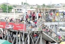 Accra Mayor orders temporary closure of Kaneshie footbridges over safety concerns