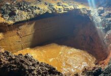 Kumasi: Ghana Water fixes burst pipe at Anloga Junction overnight