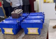 Managers of Damang Gold Mine present second batch of all gold produced to GoldBod
