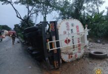 Fire Service: Poor and slippery road conditions caused tanker accident on the Anyinam–Nkawkaw Highway