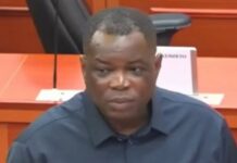 Roads Minister laments theft of traffic light in front of Police headquarters