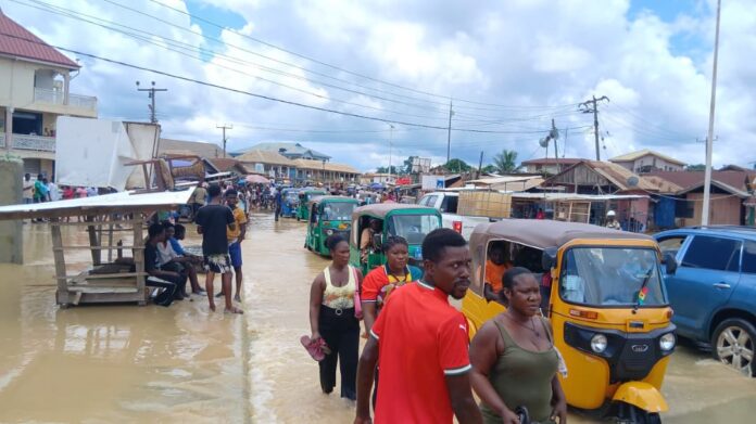 Aowin floods (1)