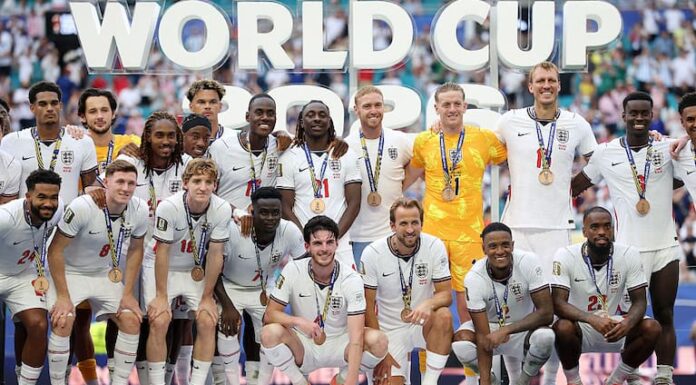 England win first ever 3rd place game with 6-4 thrashing of France