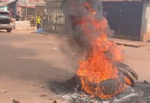 Residents of Sefwi Sayerano protest alleged killing of 2 persons during Police anti-drug operation