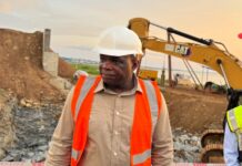 We won’t allow anyone delay the construction of Dambai bridge – Roads Minister cautions contractor