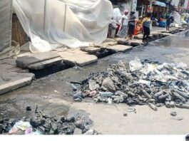 Post-flood cleanup: Participants raise concern over uncollected garbage