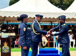 Captain Krampah Antwi takes over from Air Commodore Yirenkyi as Takoradi Air Force Base new Commander