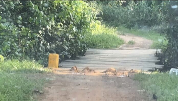 Suaman Dadieso road (1)