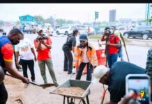 Youth Development Minister urges young Ghanaians to clean community drains for flood prevention