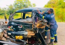 Photos: 1 person dead, 10 injured in gory accident on Somanya-Nkurakan Highway