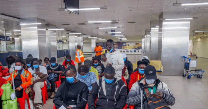 Ghanaian evacuees