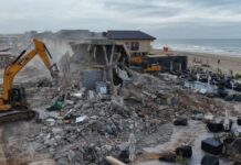 Kpeshie Lagoon clearing enters enforcement phase as task force demolishes illegal structures at Laboma Beach